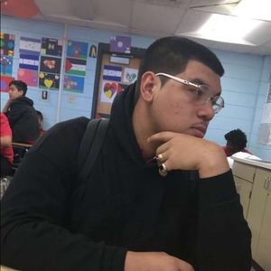 Meet your Posher, Omar